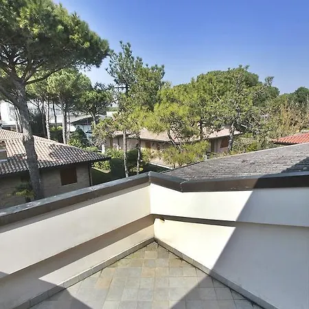 Villa Paola Lignano Sabbiadoro Exterior photo